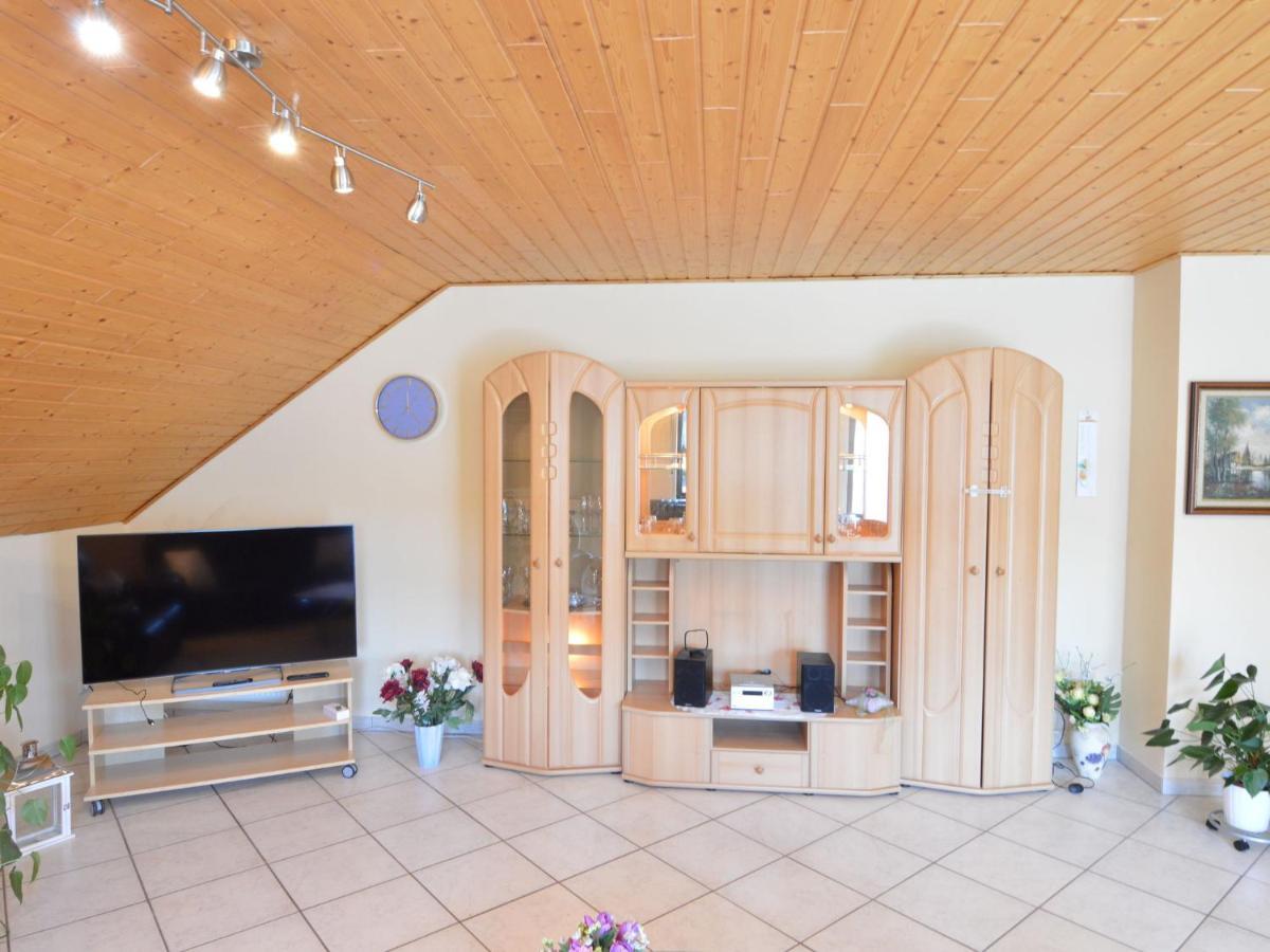 Sun Kissed Apartment In Lirstal With Garden 외부 사진