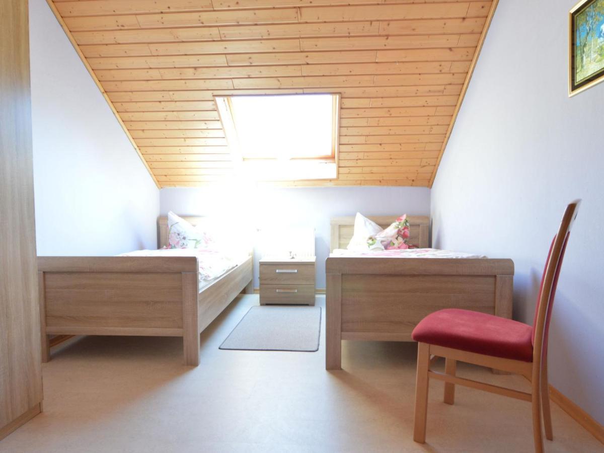 Sun Kissed Apartment In Lirstal With Garden 외부 사진