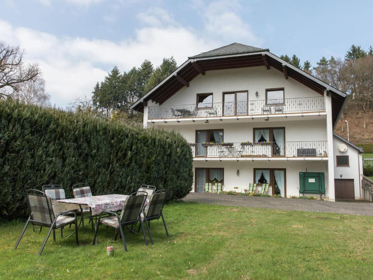 Sun Kissed Apartment In Lirstal With Garden 외부 사진